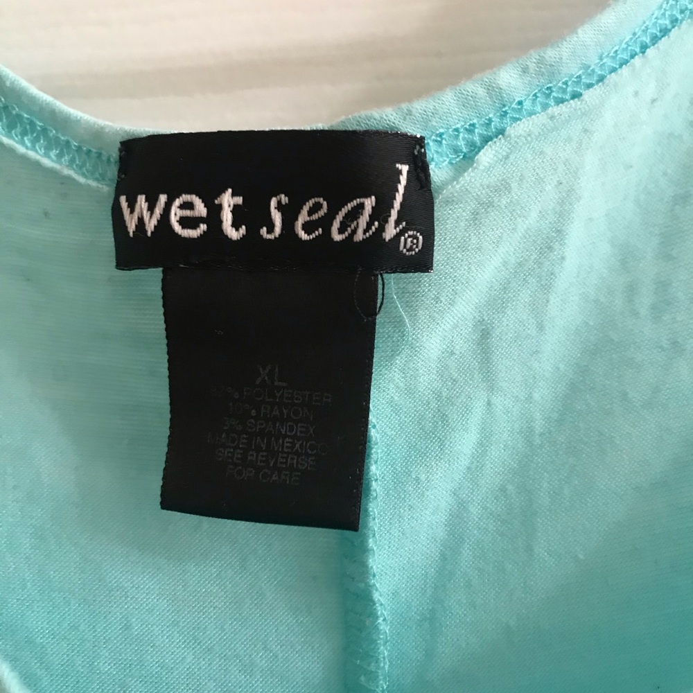 Tank top - Picture 2 of 2